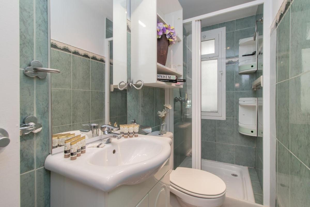 C52 - Seaside 2 Bedrooms By The Center Malaga Exterior photo
